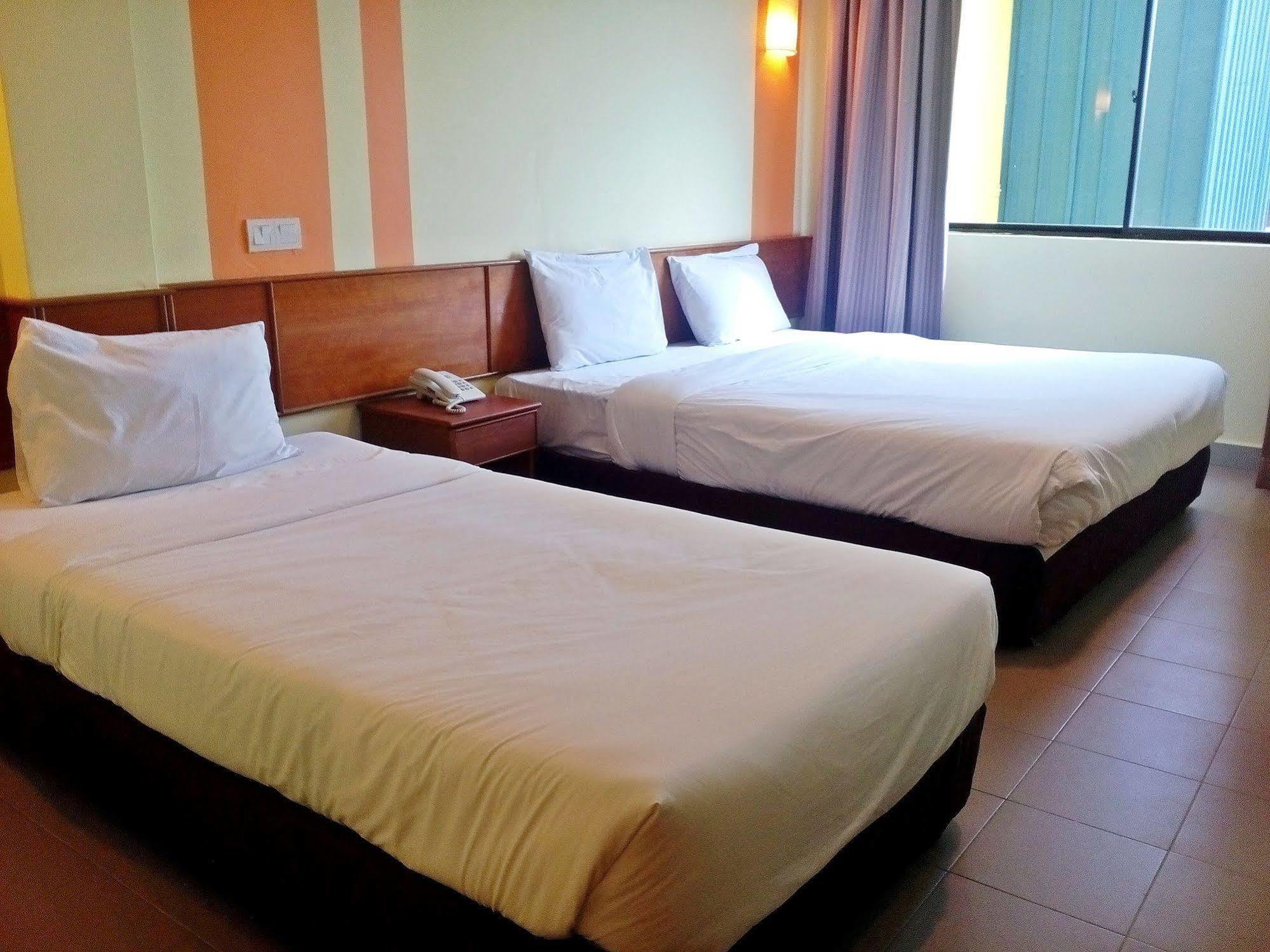 Sun Inns Hotel Sitiawan Ngoại thất bức ảnh
