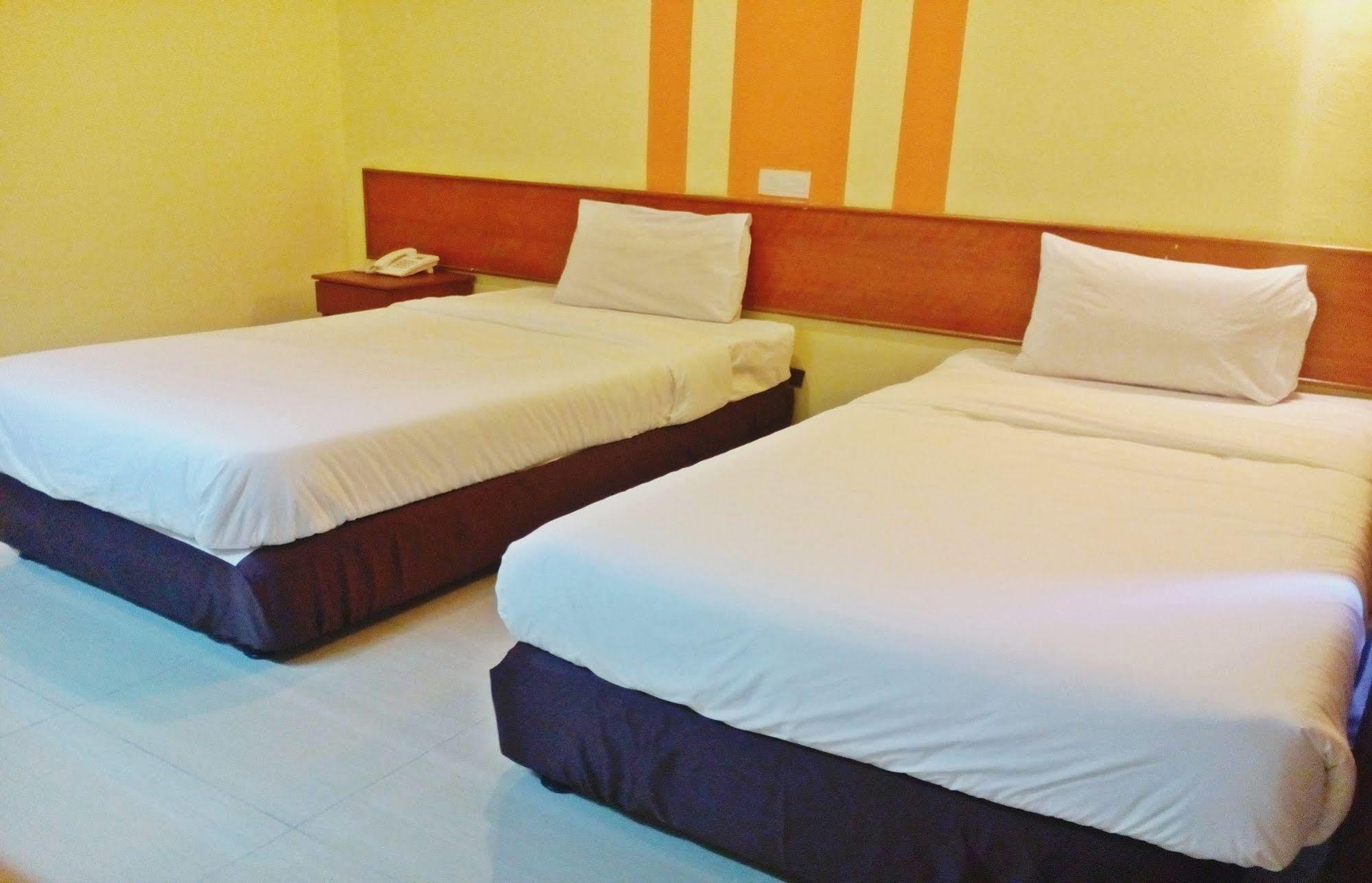 Sun Inns Hotel Sitiawan Ngoại thất bức ảnh
