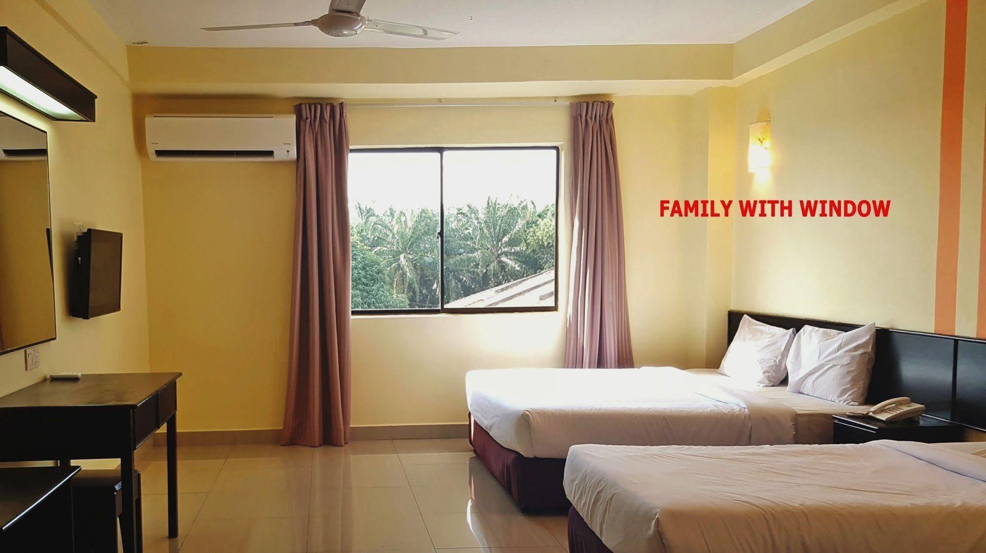 Sun Inns Hotel Sitiawan Ngoại thất bức ảnh